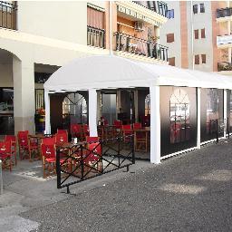 Especialistas en tapas de ibéricos y ahumados, nos encontramos en la zona de los bodegones ¡Visítanos!