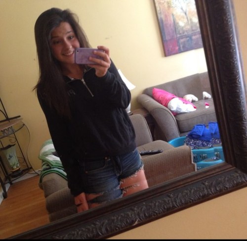 eitakac's profile picture. just a girl with pretty brown eyes