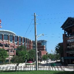 SouthMorr properties offers office space, conference rooms, cafe, and parking lot along with major events. Located in Jacksonville's Downtown sports complex.