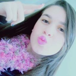      E se nada mais restar, eu ainda estarei aqui pra segurar a sua mão, serei forte por nós dois !! ..