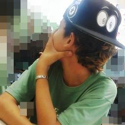 - ME SEGUE ? 
- http://t.co/kA5nbm6Mhy PERGUNTA E SEGUE ? 
- http://t.co/nLr2n2HCKd  SEGUE ?