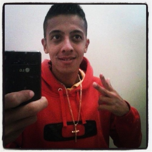 'TUUDO POSSO NAQUELE QUE ME FOORTALEÇE 
  (Tuudo é Força,Mais só DEUS é Poder ) é,só mooleque Treinado nois não que Fama,Vem comiigo que é Viida (y)
