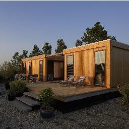 retreathomes's profile picture. 