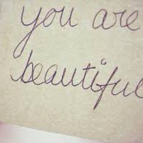 Do you want to tell somebody they're beautiful but are you afraid to do so? Send me a DM and i'll send the person a tweet