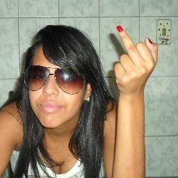 brasileira :/ nem um pooco patriota ,corinthiana,ateista,sou da familia restart SIM ,e com muito orgulho!