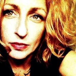 Painter of Canvas, Faces & Bodies - Love #Art and #Music. #SupportLocalArtists #VintageTrouble - Making an impact with lots of #TMLove @VTtroubleMakers