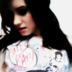 ▲ like neon lights in the sky▼