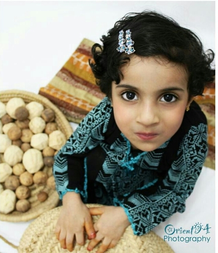 roqaiaAlkharusi's profile picture. تغريداتي رآآئعة مثلي 🌷  SQU ~ GIS.