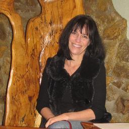 GeralynKwit's profile picture. God, Family and Country.