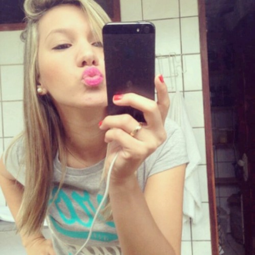 Antes de falar ouça , Antes de agir pense, Antes de criticar conheça, Antes de disistir tente!
