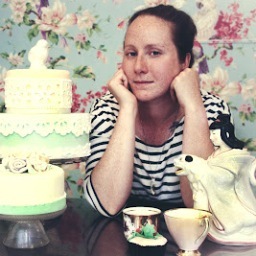 CAKEAmsterdam's profile picture. CAKE Amsterdam is Zoe Elizabeth Gottehrer, Bespoke Baker of Taste & Distinction.