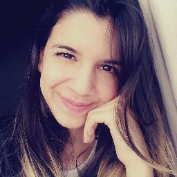 Pessoa Maravilhosa, brincalhona e com super bom humor, Linda por dentro e por fora *-* e que ama Jesus DEMAIS!! s2222'