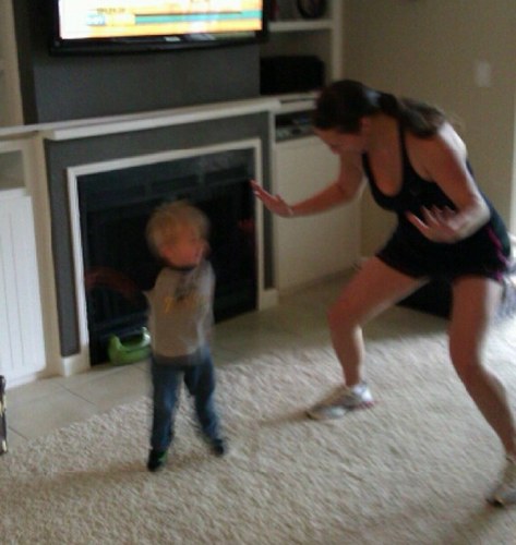 I am a wife , a mother and a therapist turned fitness fiend. I transformed my body in 60 days and am now a believer in the mantra Decide, commit, succeed!