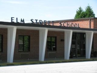 ElmStreetELM's profile picture. Elm Street Elementary, where Every Learner Matters!