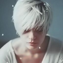 resents ugliness of minds,,