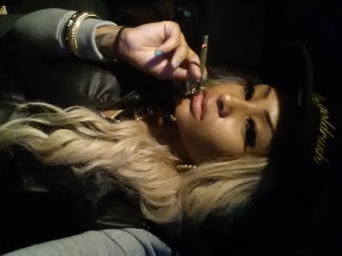 Follow this dope ass MC on INSTAGRAM : killa_goldrush