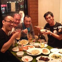 いろんな副業をしています。稼ぐことにすごく興味がありますので、いいのがありましたツイートしますね。
