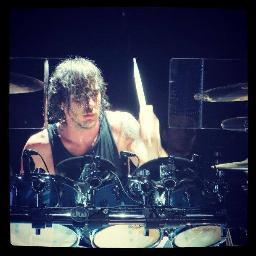 #ECHELON de corazon! Futura arquitecta, loca irremediable, amante de la musica, los libros y @ShannonLeto quiero que MARS venga a Perú #LLFDTOURCOMETOPERU