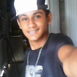 Free Step *, irmão de @RuanaMenezes, Apelido de Qix por @KevellinFS, GarotoIrônico, - Hoje você me Critica , Amanhã me Aplaude de Pé! me segue?