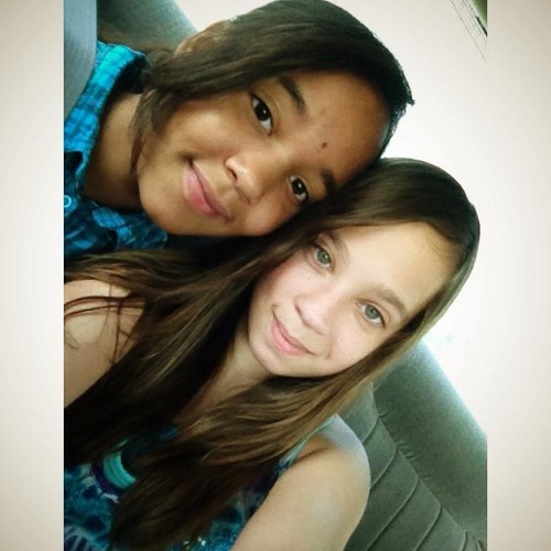 Hi were bestfriends and we make videos on da youtube, videos like singing, acting, random that don't make sense.