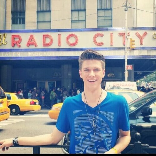 keyper_4ever's profile picture. Keyper since day 1! Collins key all the way!e