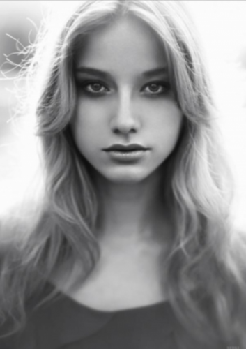 intjfemale's profile picture. 