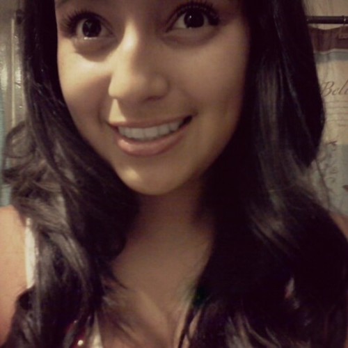 My best friend is @Jazmin1600 i like baccon 3 0720133