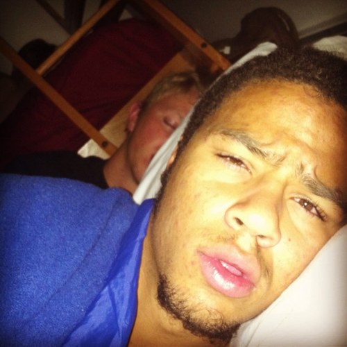 Zekewilliams2's profile picture. Fuck money, get bitches