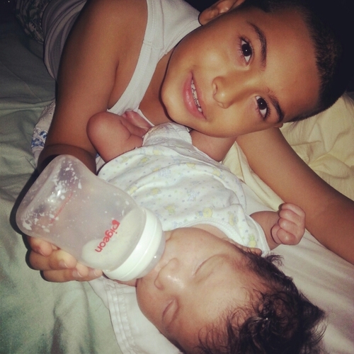 Amo a mi familia! Una verdadera bendición de Dios! Mi esposo es una maravilla y mis hijos un regalo de mi Padre Celestial!