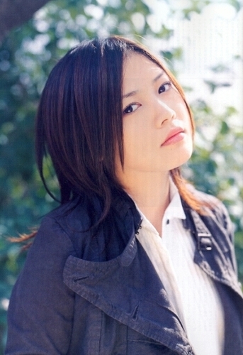 YUI/yui フラフラ専用垢/気軽に Follow Me～☆彡