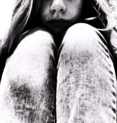 I'm Blue (not my real name) I have an ED. I Self Harm. I have Depression and Anxiety. I'm 14. I'm Sucidal and Bi. I'm 5’2”. SW: 110lbs. CW: 99lbs. UGW: 85lbs.