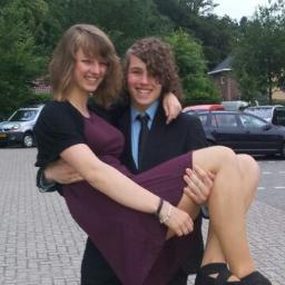 Niets is wat het lijkt :3  
Crazy Love Forever @OscarvanGalen (L)(L)