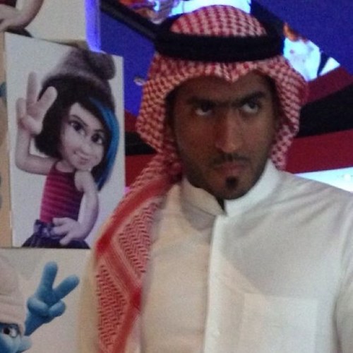 تمنيت أضمة هاللحظه،، لكن للأسف .. هو وينه وانا ويني..!