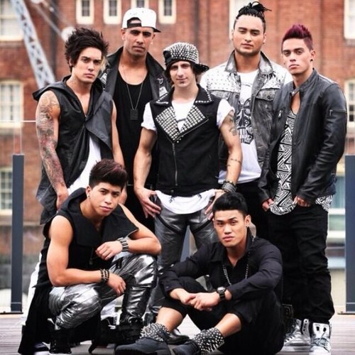 All Justice Crew news & updates you'll find on this account. Any Questions? DM me. I suggest all JCeazers follow, :).