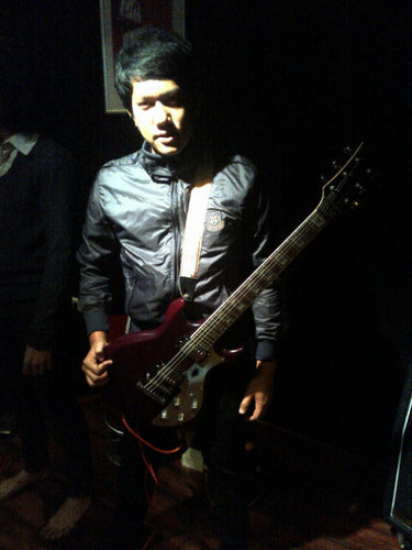 Glow Guitar's