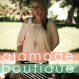 A La Mode is an online retailer offering affording trendy fashion to women. Hip and trendy styles will keep you looking fresh and ready!