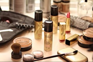 HoneeBee_gift's profile picture. موقع متخصص بكل ماهو جديد بعالم المرأة (أسعارنا سر تميزنا) زبدة الشيا-المنتجات الافريقية- المنتجات المغربية-ميك اب(جمله-مفرق)