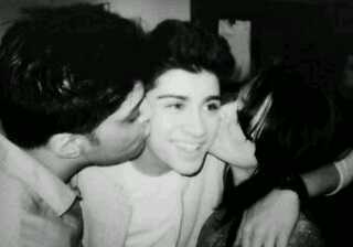 FF_ZaynMyArtist's profile picture. Follow My Accounts and I Will Give You a 5FF @BeaPostrero_1D and @ZaynMyArtist