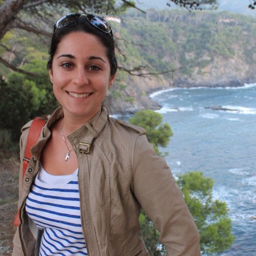 leahgoulis's profile picture. I write and like crunchy things