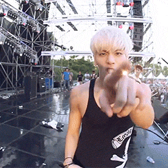 私のプロフィールへようこそようこそ❤
#Hitsugi #Jonghyun #Aoi #Ruki #GD~
✧SixthGun #Vip #Shawol #BlackJack #Sone #Exotic #ELF #A+ #BBC /J-Rocker/J-Popper/K-Popper ( • ̀ω•́  )