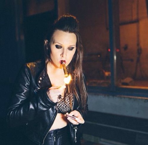 // Some hearts are gallows, I'm not here for hanging around ...