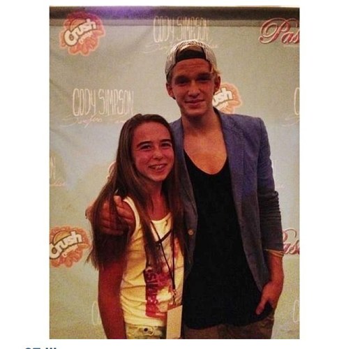 Cody Robert Simpson ⭐Madison, Alli & Ryan follow⭐ Cody Simpson Followed on 2/19/13 ⭐ Listen to Surfers Paradise!