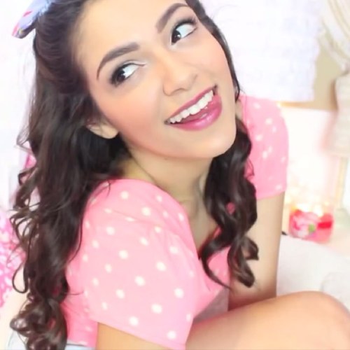 7 MOTAvators. 7 days a week. 7 pink penguins.