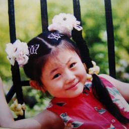 Chinese girl. 23 years old. BFSU and Brown U American Studies major. learning Spanish. love football, love @KAKA. Longing for a nice trip abroad.