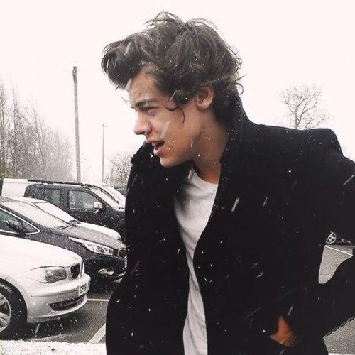 Follow @zouisomf pleeeeeeease