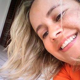 Sigo com alegria,fé e amor.