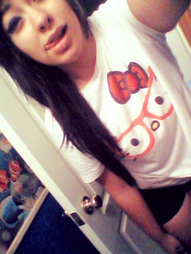 ▲ri ♥. 10th. EDHS. Pretty All about that brutal shizz \m/ Dance. Swag. Bitchy. Super Chillen.