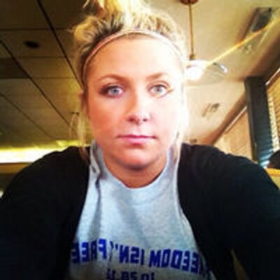 Profile Picture of Shawna Hogan (@shawna5359) on Twitter