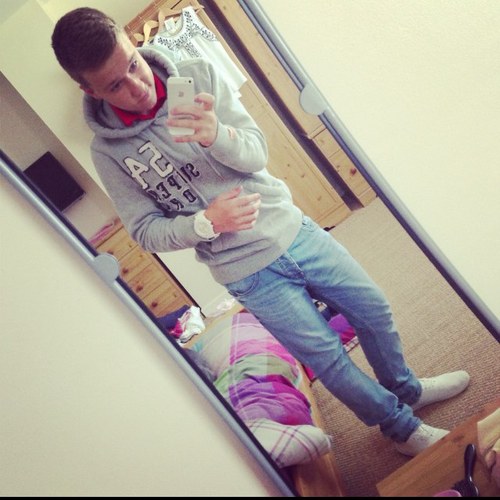 Follow me and ill follow you!:)