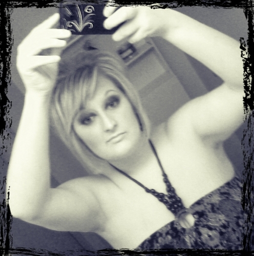 AlexandriaG16's profile picture. i am 21 years young and loving every mintue of it:)